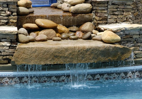 Cost of Pool Hardscaping in Redwood City